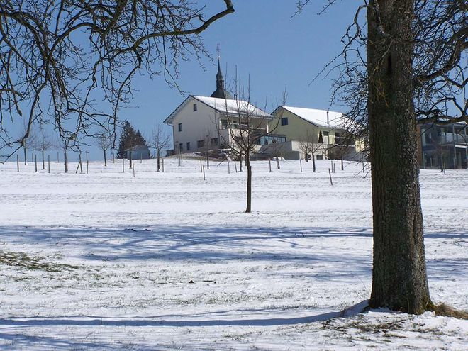 Zoom: von_strasse_schonboden_richtung_kirche_fotografiert.jpg