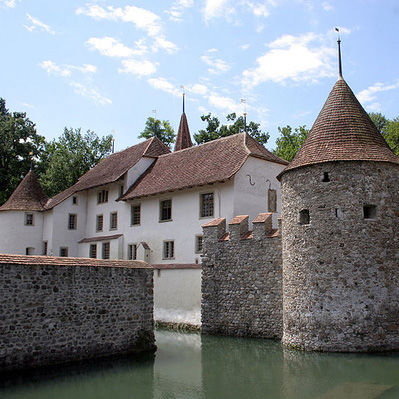schlosshallwyl.jpg schlosshallwyl.jpg